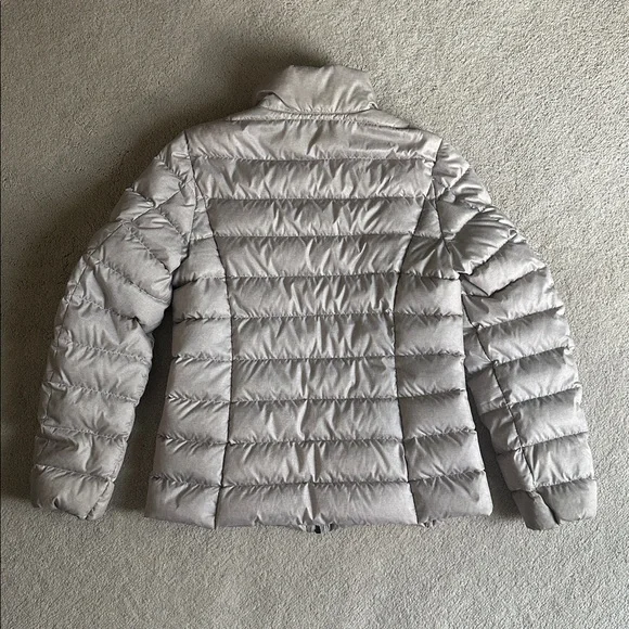 Gray Eddie Bauer Puffer Jacket - size Medium - Picture 3 of 6